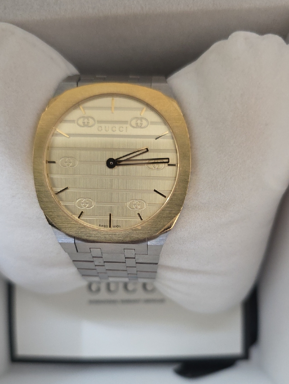 Gucci 25H Two-Tone Gold Bezel Silver Dial Stainless Steel Watch Ultra Thin